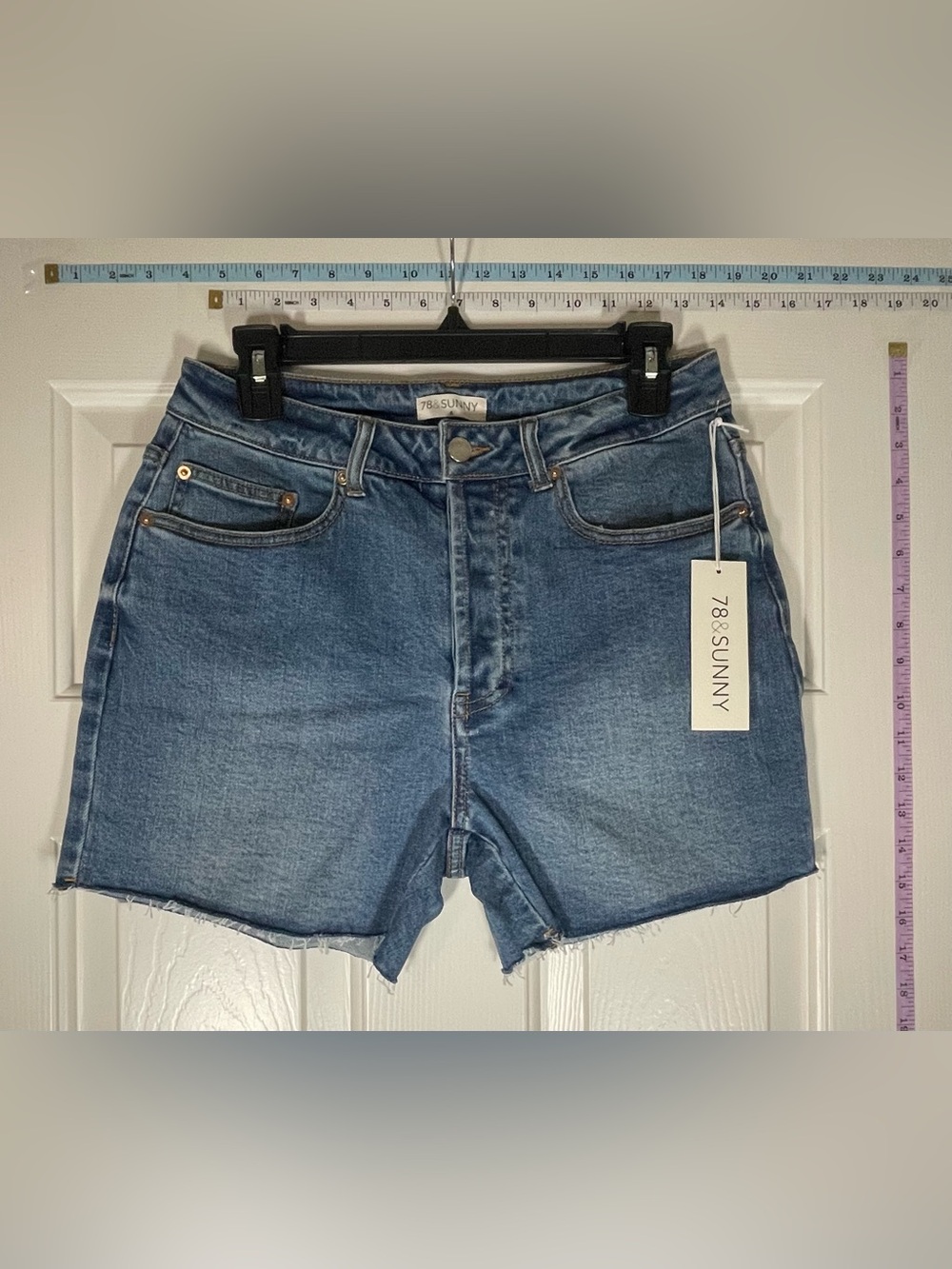 78 & Sunny Women's Boyfriend Denim Shorts in Medium Blue